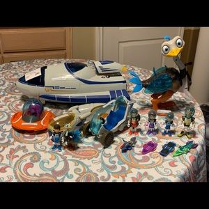 12 piece Miles from Tomorrowland toy set